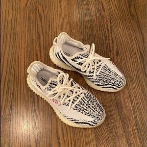 SOLD YEEZY ZEBRA